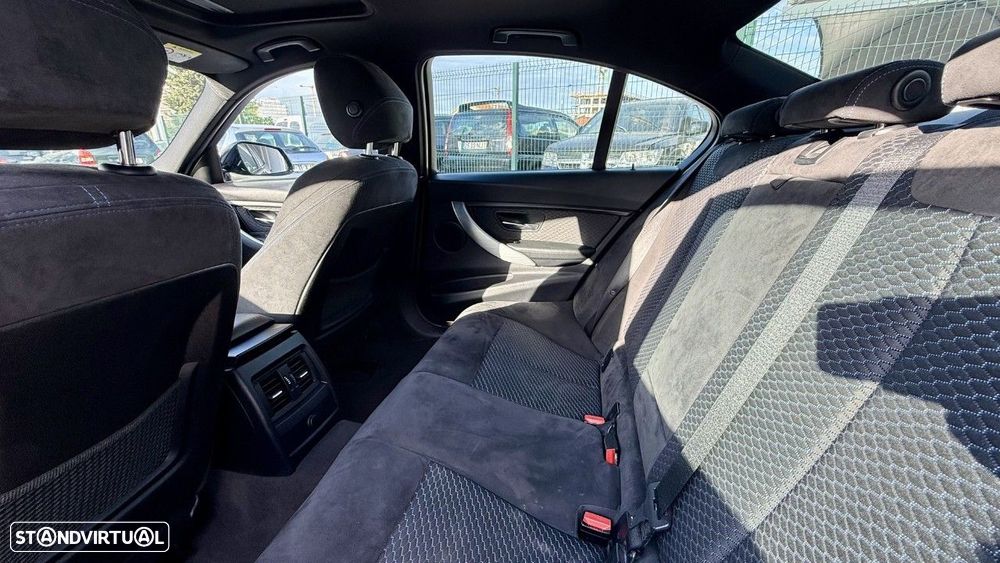 BMW 318 d Auto Pack M - 17