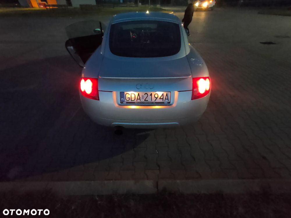 Audi TT Coupé 1.8 T - 6