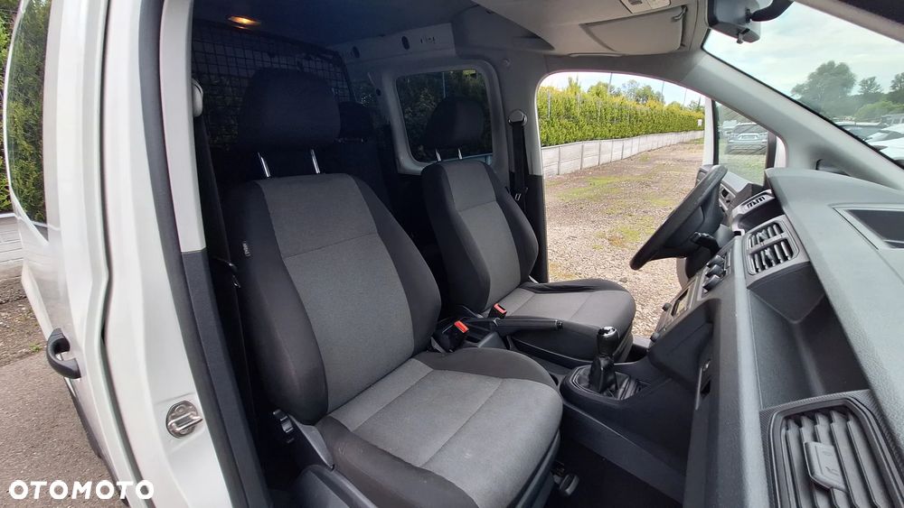 Volkswagen Caddy - 11