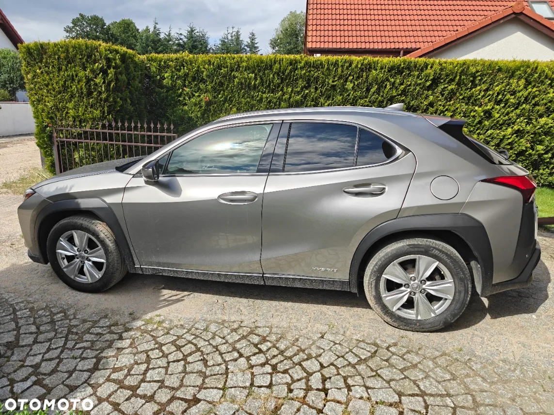Lexus UX 250h Elegance 2WD - 7