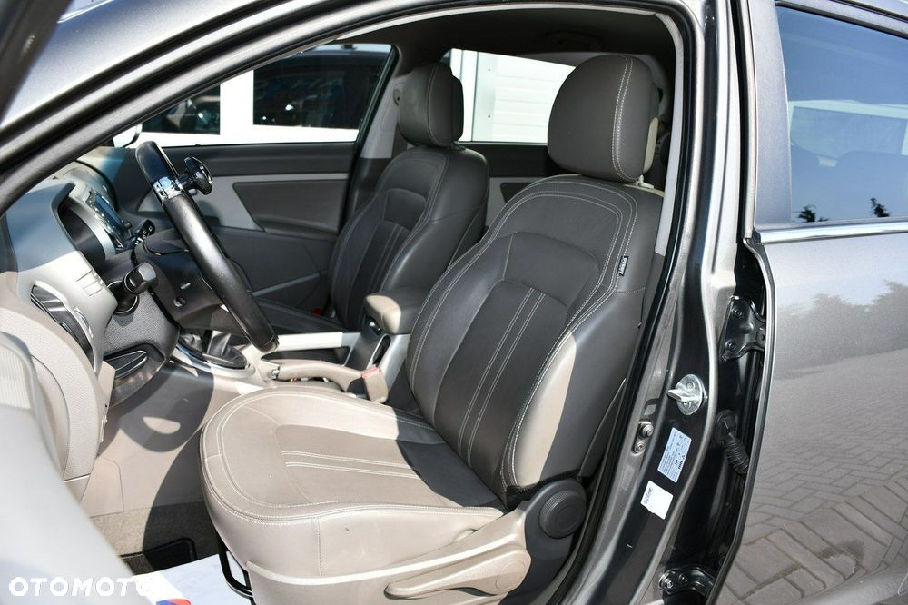 Kia Sportage 1.7 CRDI 2WD Attract - 19