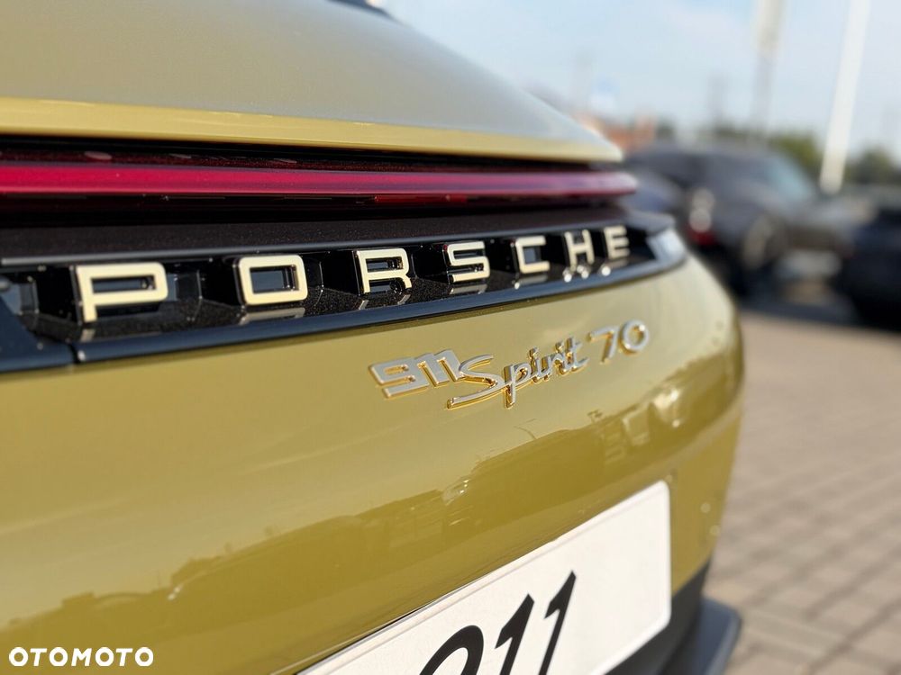 Porsche 911 - 4