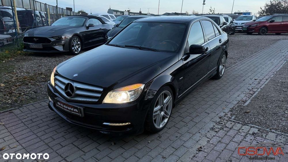 Mercedes-Benz Klasa C 250 CDI 4Matic 7G-TRONIC Avantgarde Edition - 21