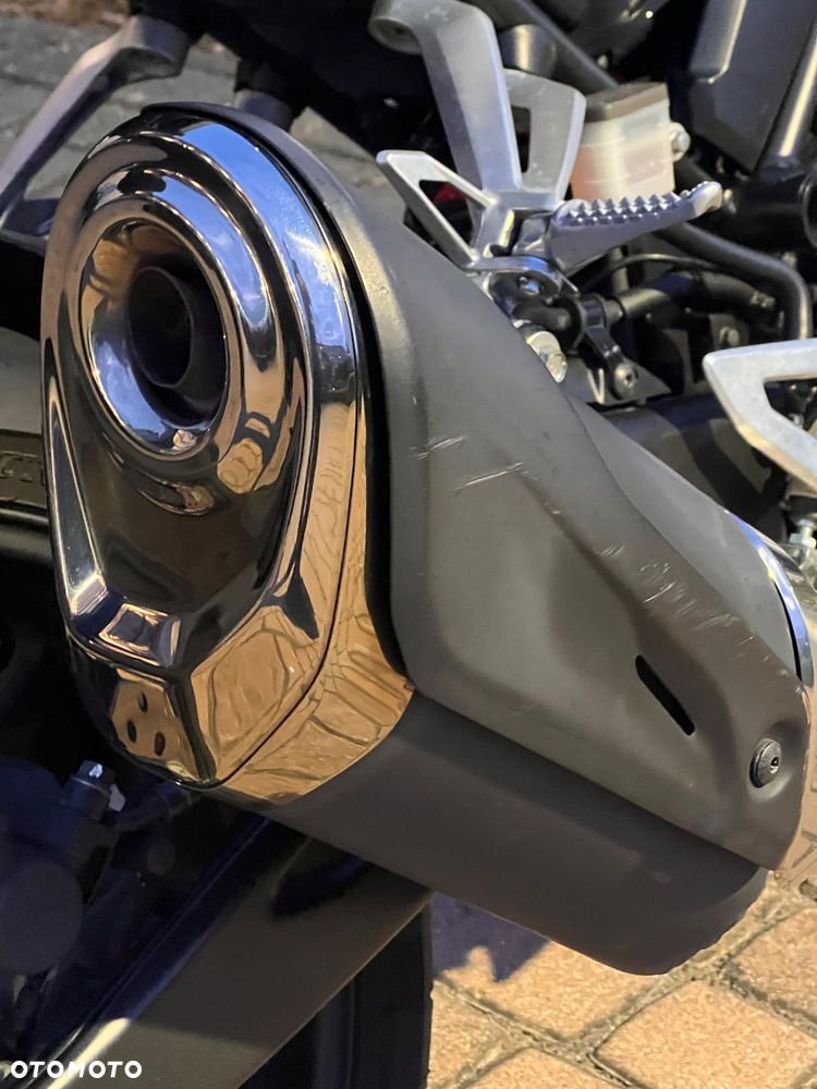 Honda CB - 22