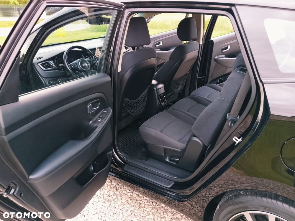 Kia Carens 1.6 GDI XL 7os - 17