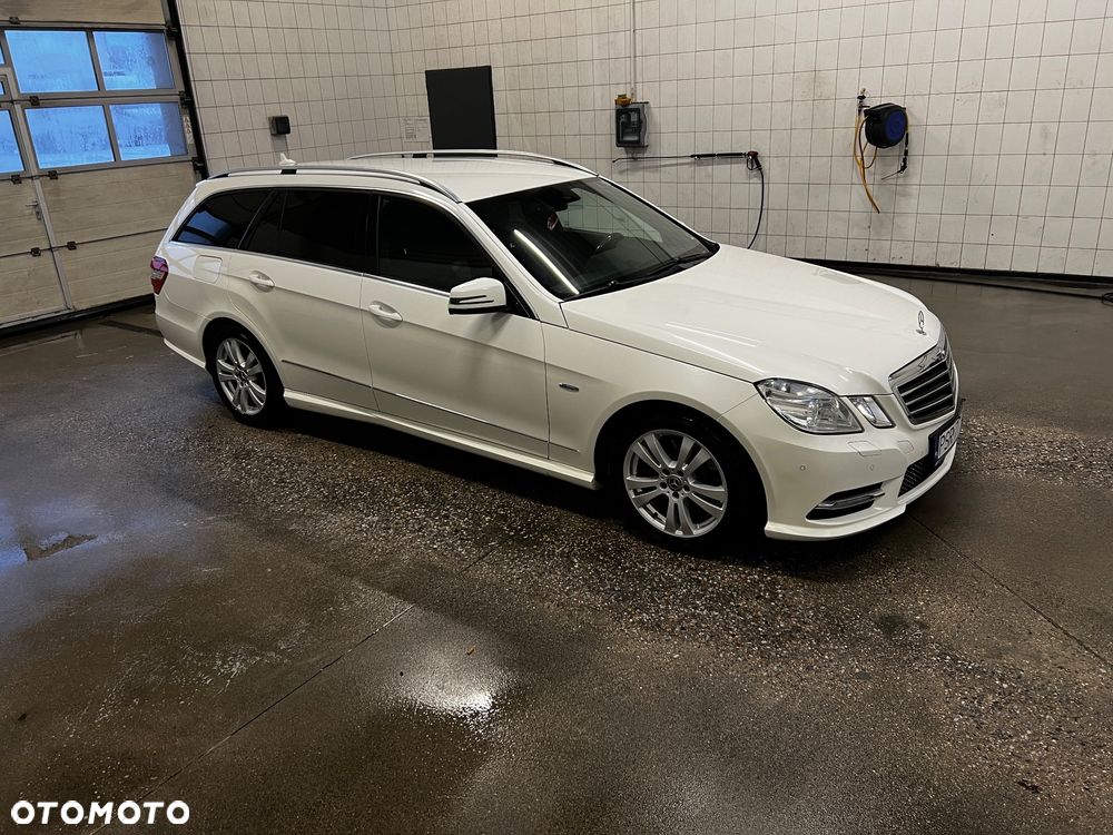 Mercedes-Benz Klasa E 250 CDI DPF BlueEFFICIENCY Automatik Avantgarde - 34