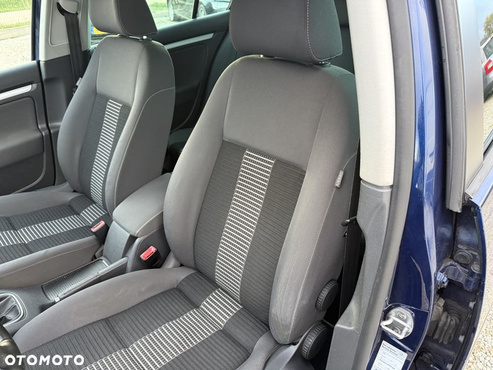 Volkswagen Golf 1.6 United - 14