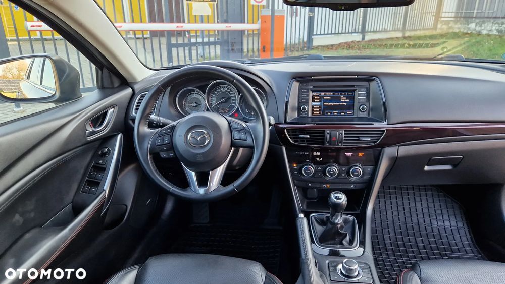 Mazda 6 SKYACTIV-D 175 i-ELOOP Sports-Line - 28