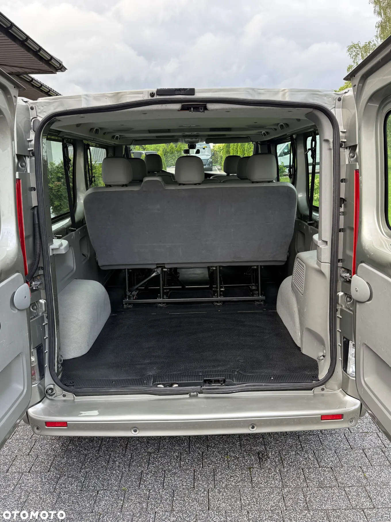 Opel Vivaro Life Cosmo L2H1 - 11