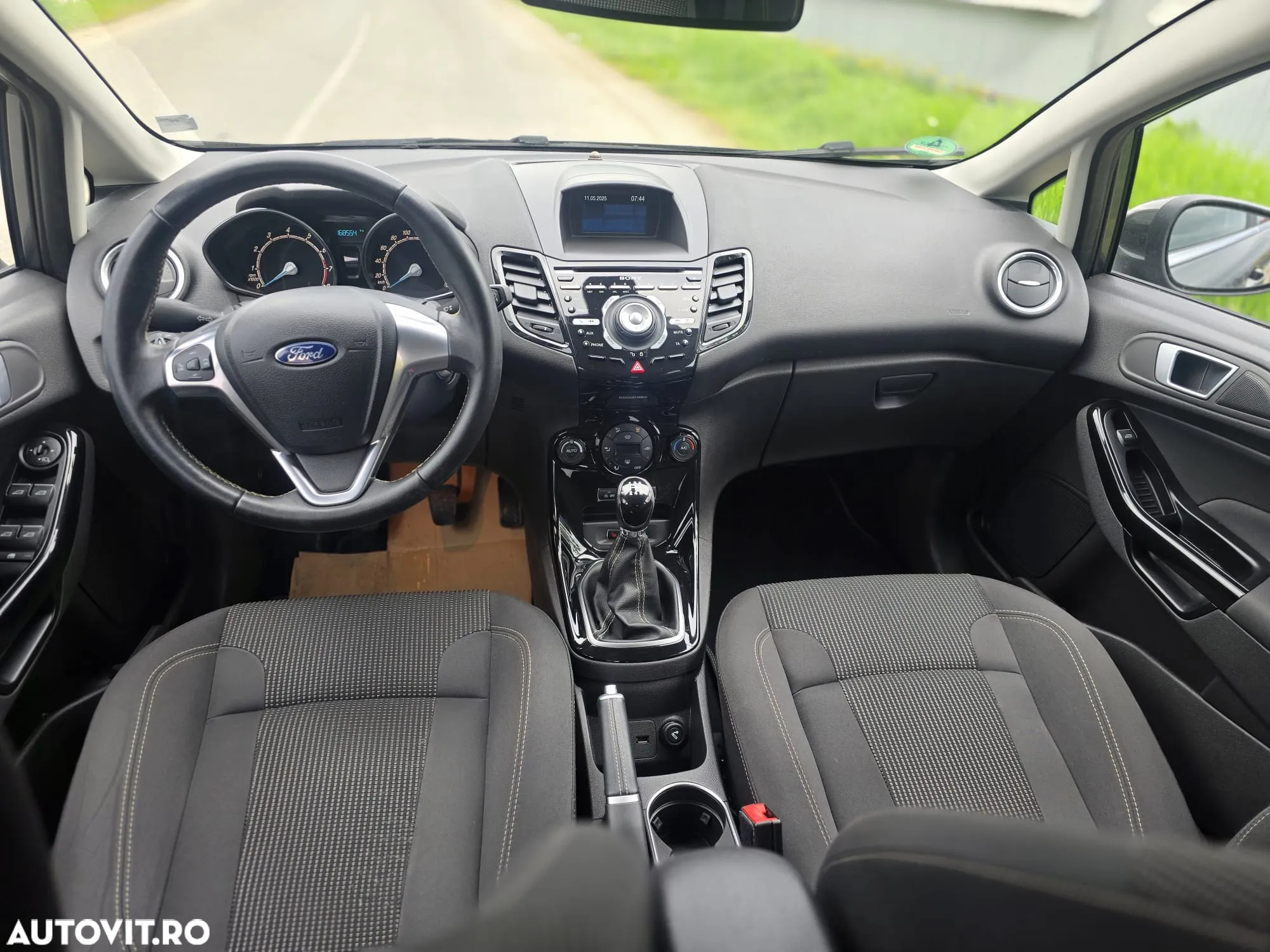 Ford Fiesta 1.0 EcoBoost S&S TITANIUM X - 7