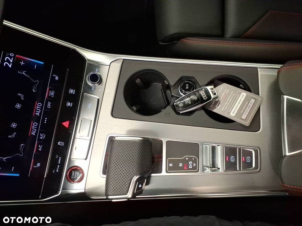 Audi S6 Avant - 15