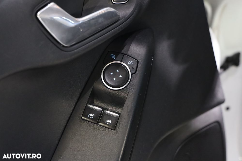 Ford Fiesta 1.0 EcoBoost Powershift Trend - 24