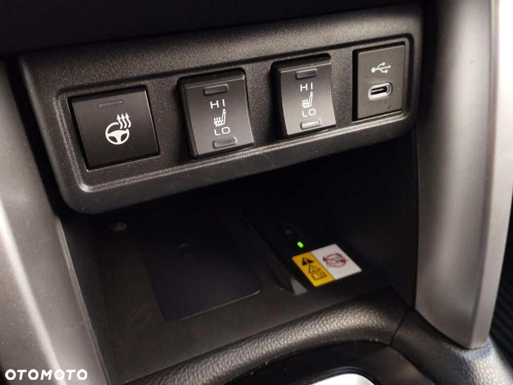 Toyota Corolla Cross - 22