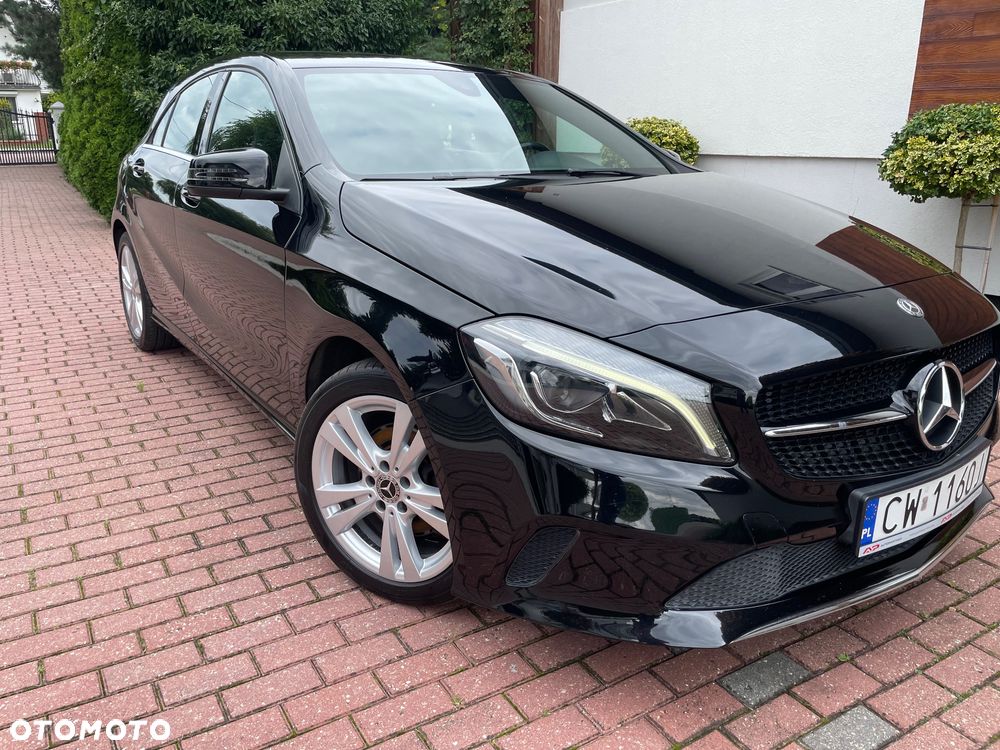 Mercedes-Benz Klasa A 180 7G-DCT - 8