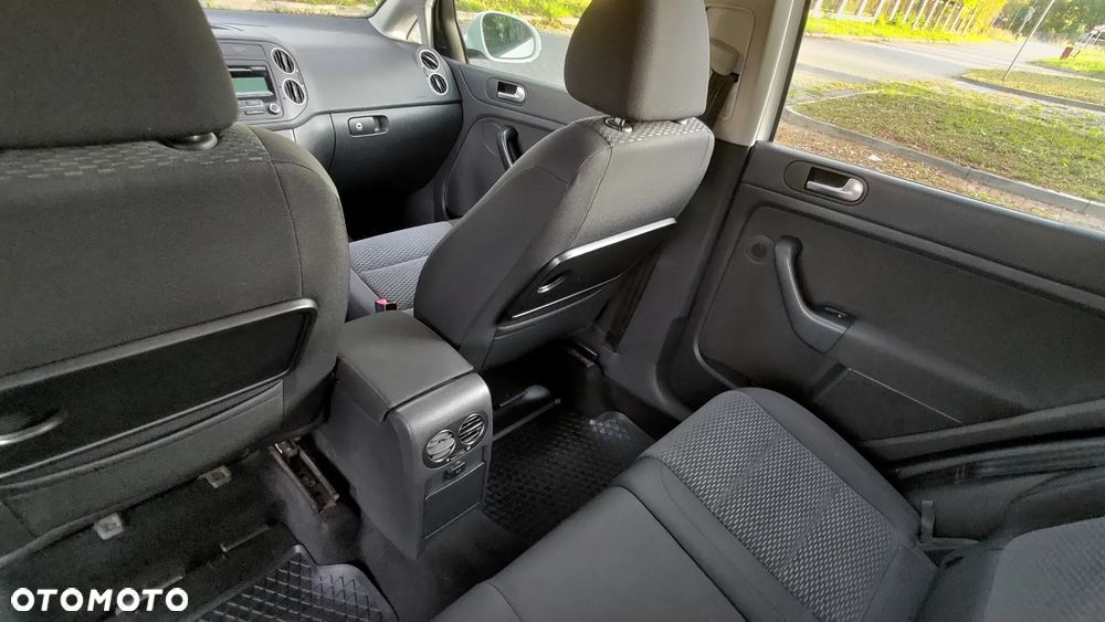 Volkswagen Golf Plus - 14