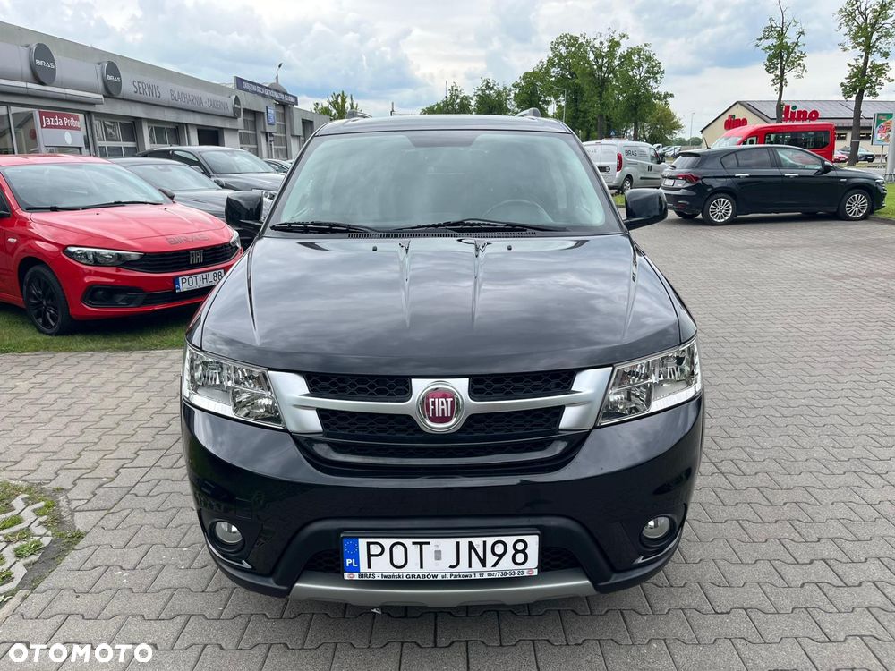 Fiat Freemont 2.0 Multijet 16V DPF Automatik Allrad Lounge - 2