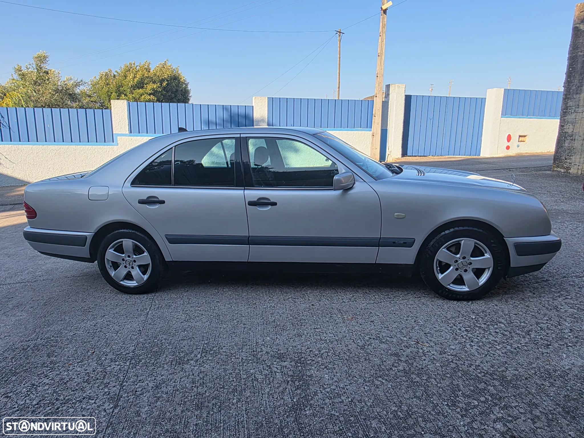 Mercedes-Benz E 290 TD Elegance - 3