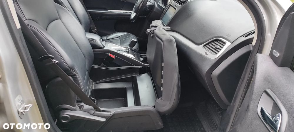 Dodge Journey - 17