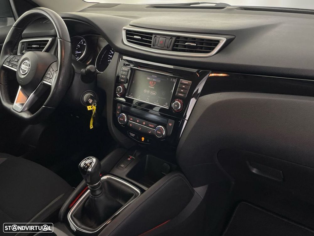 Nissan Qashqai 1.3 DIG-T Acenta - 23