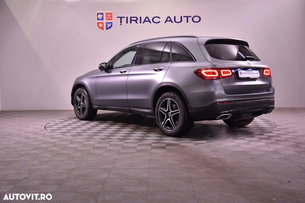 Mercedes-Benz GLC 300 de 4Matic 9G-TRONIC AMG Line Plus - 3