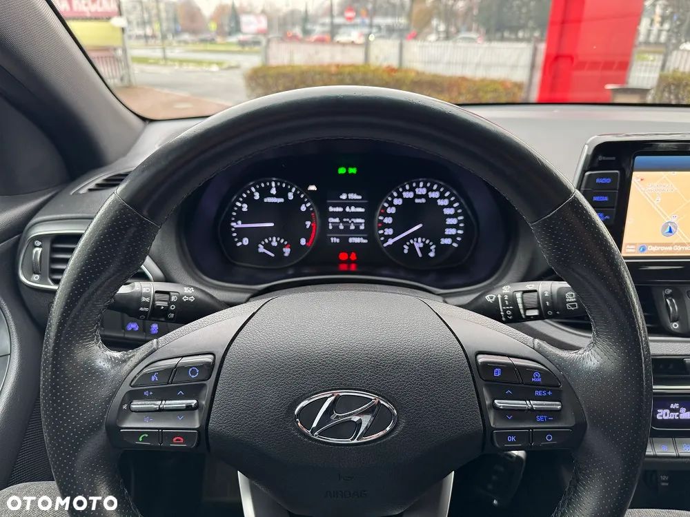 Hyundai i30 1.4 GO - 12