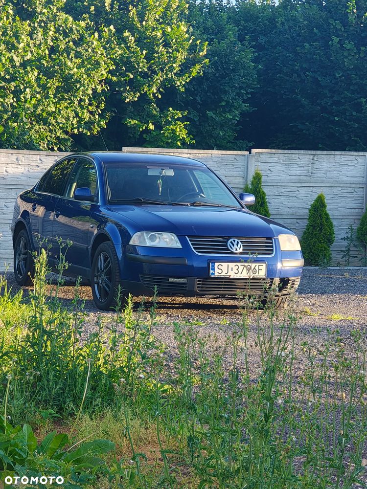 Volkswagen Passat 1.9 TDI Comfortline - 1