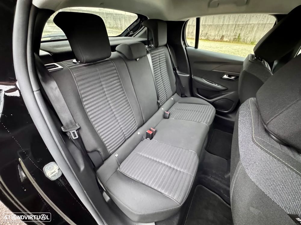 Peugeot 208 1.2 PureTech Active Pack - 8