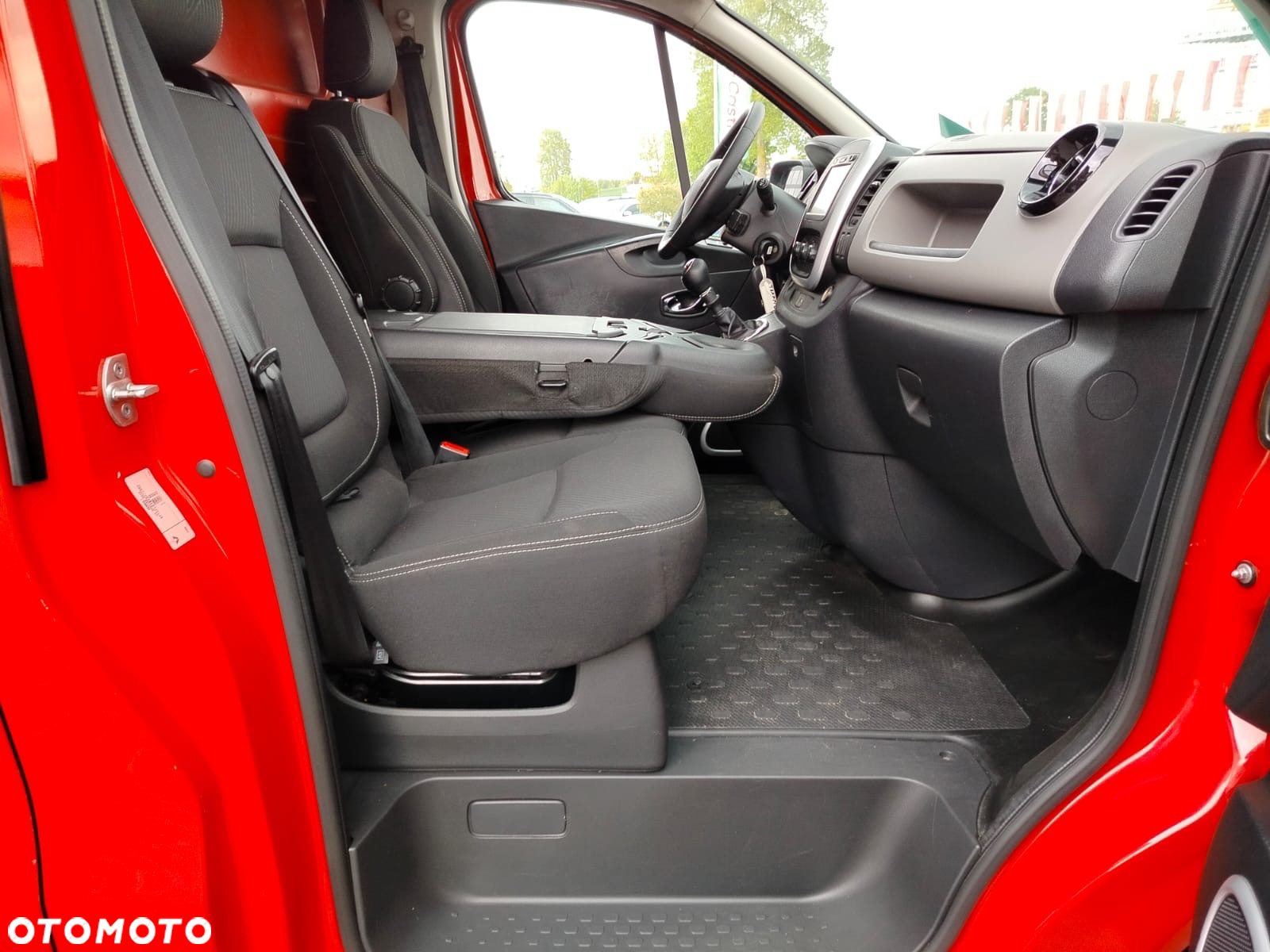 Renault Trafic - 26