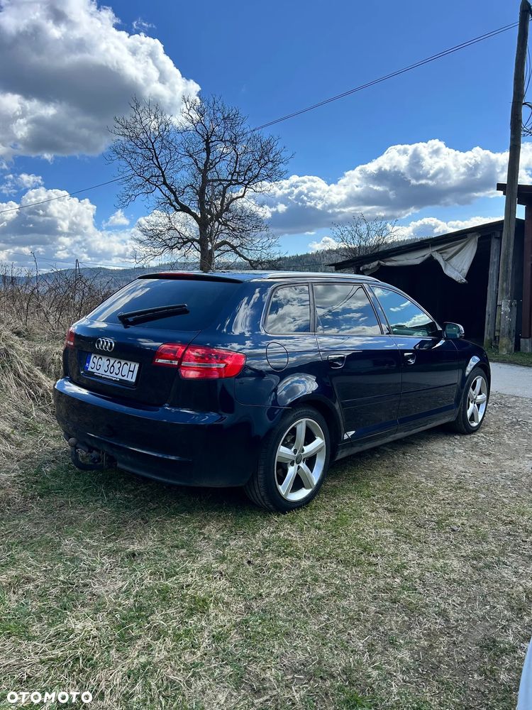 Audi A3 Sportback 1.6 TDI DPF Ambiente - 5
