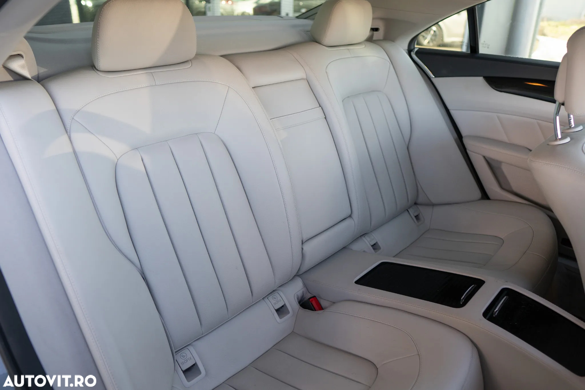 Mercedes-Benz CLS 350 d 4MATIC Aut - 25