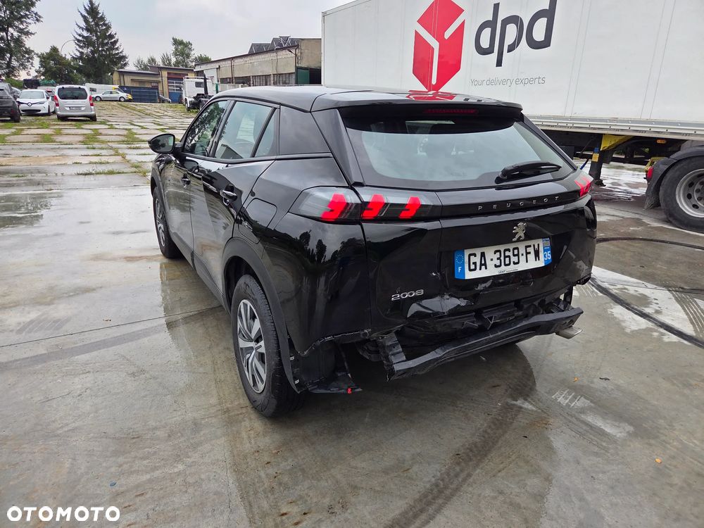 Peugeot 2008 - 12