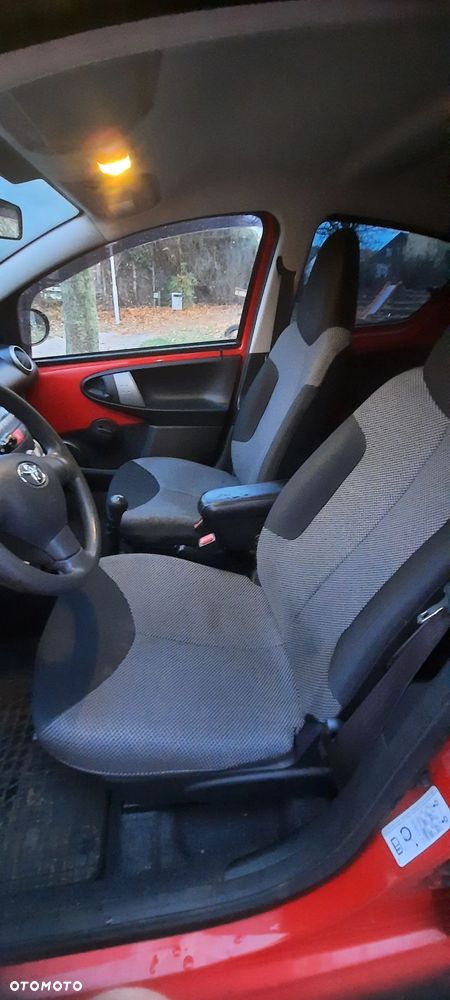 Toyota Aygo Cool - 11