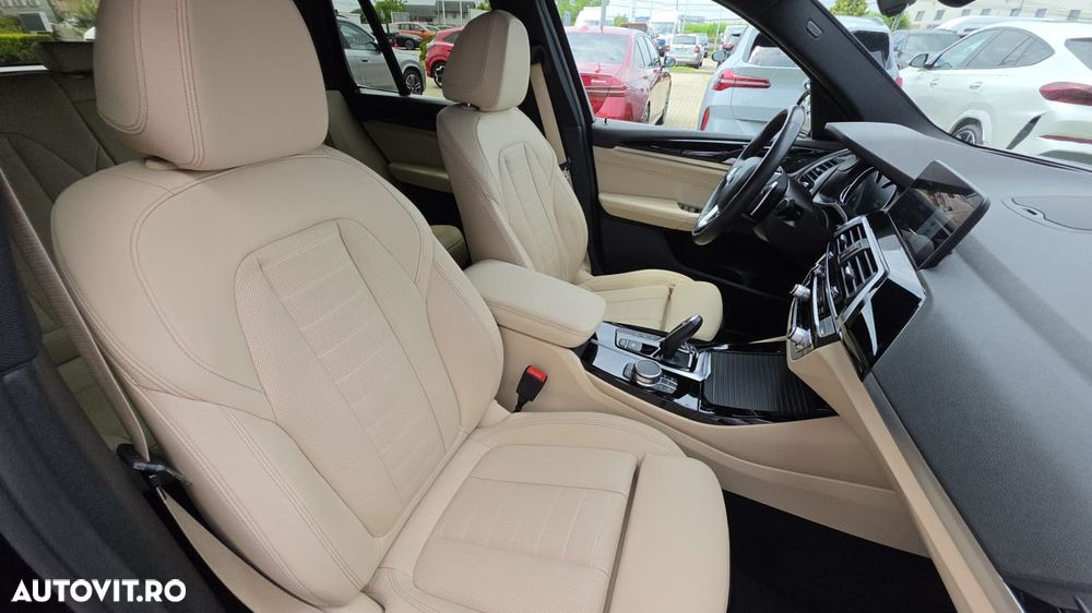 BMW X3 xDrive20d AT xLine - 10