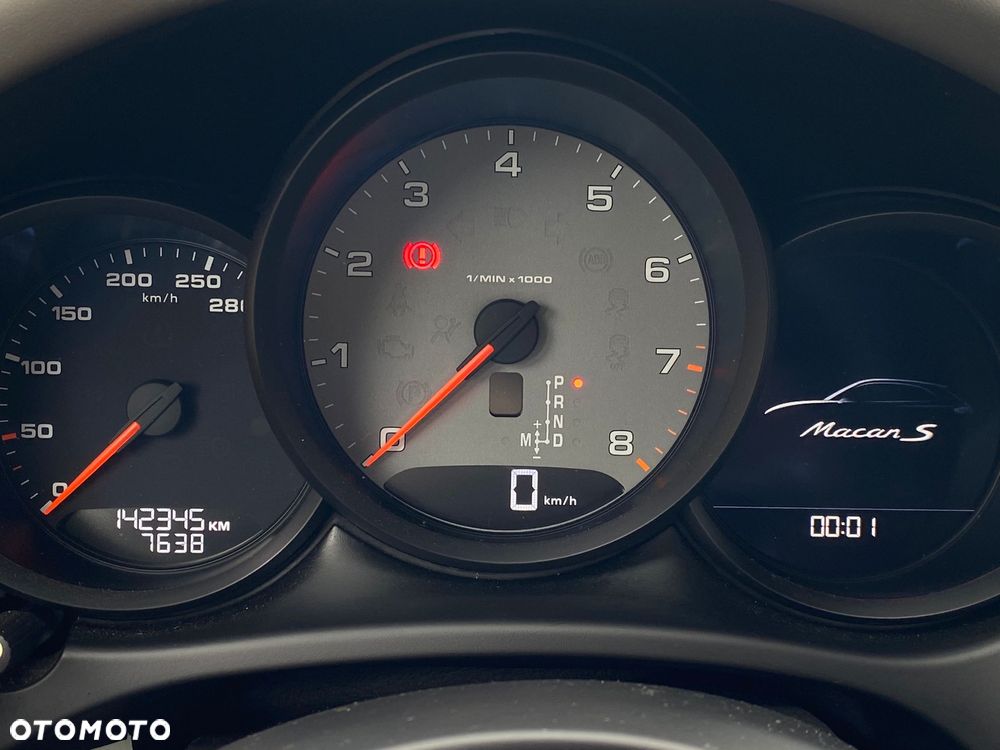 Porsche Macan S - 17
