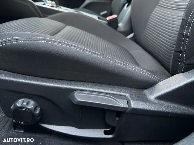 Ford Focus 1.0 EcoBoost Titanium - 28