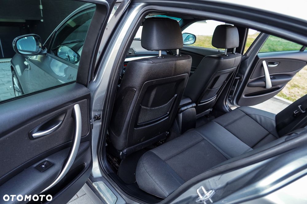 BMW Seria 1 120d - 4