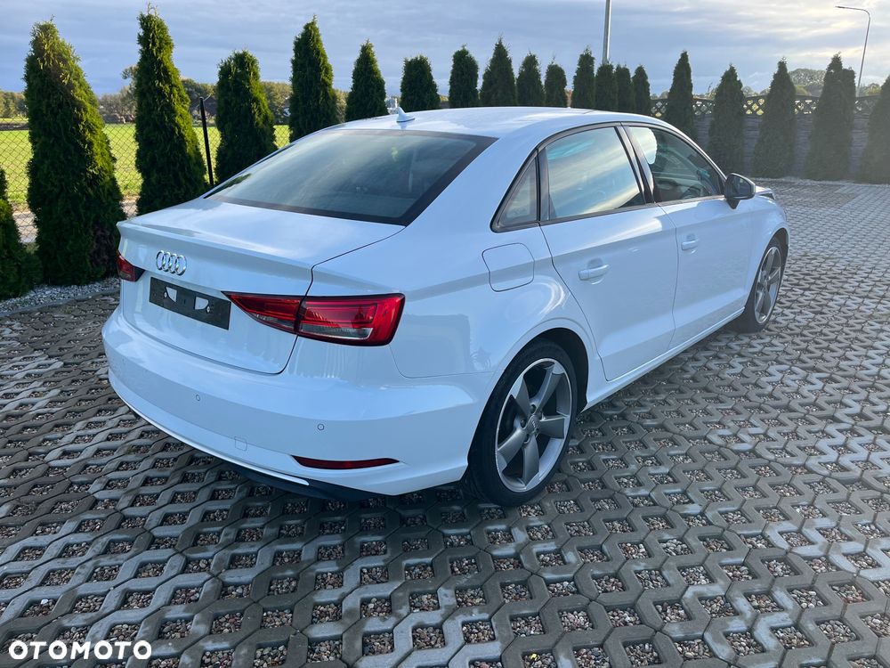 Audi A3 2.0 TDI (clean diesel) S tronic Attraction - 4