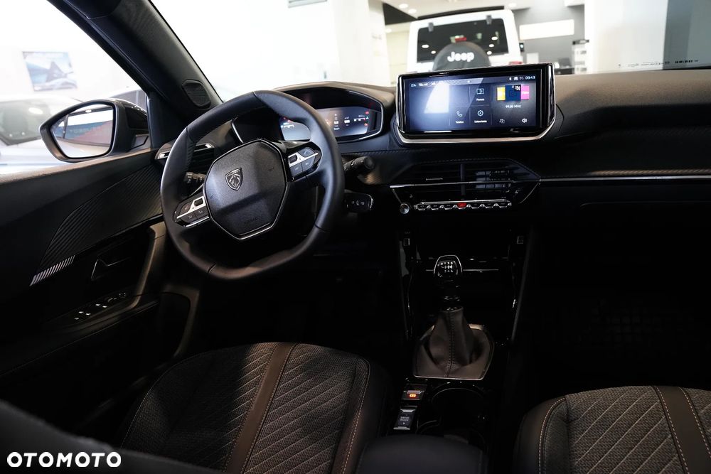 Peugeot 2008 1.2 PureTech Allure S&S - 10