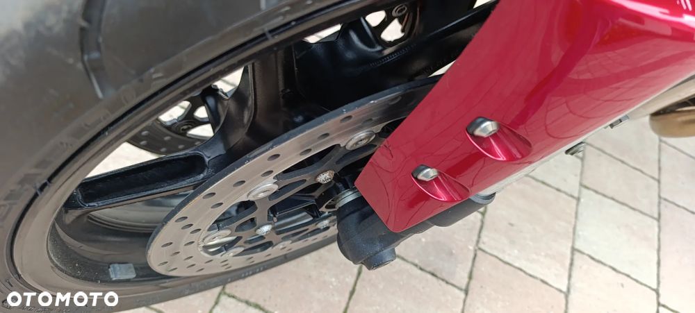 Yamaha FZ - 18