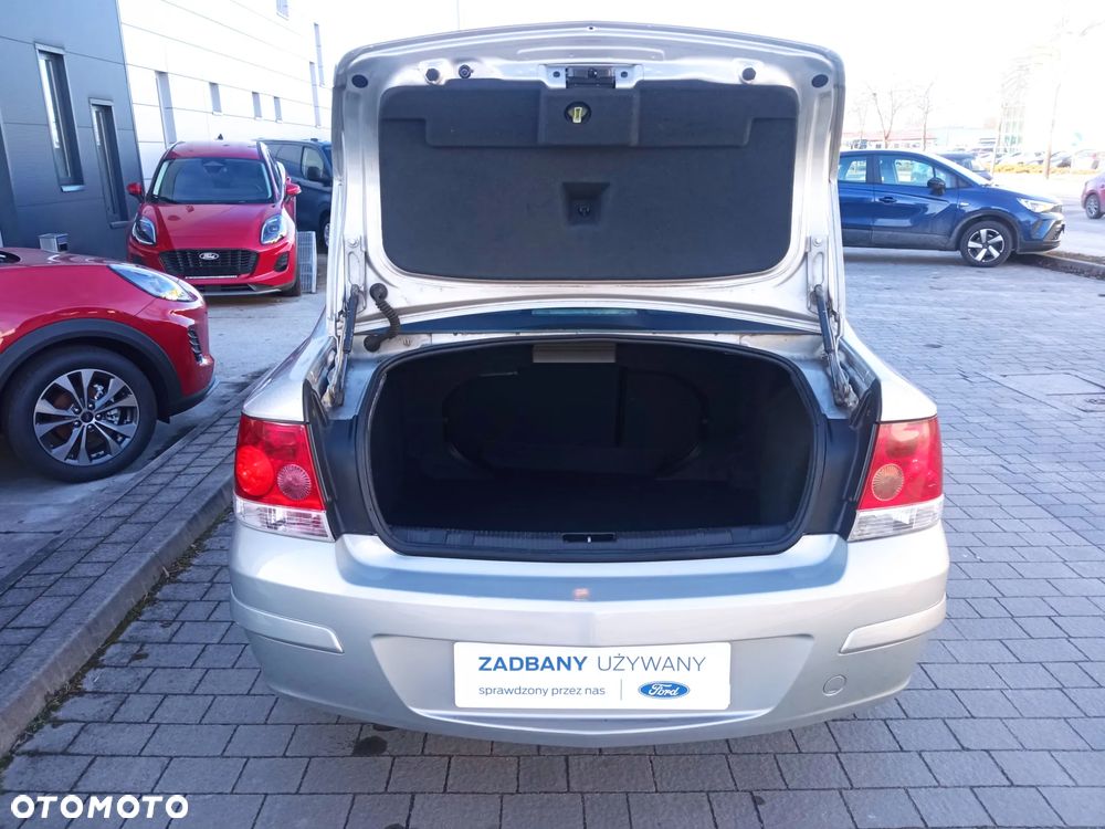 Opel Astra 1.6 Enjoy - 18