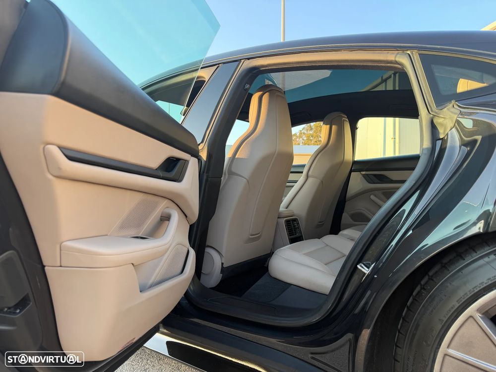 Porsche Taycan Standard - 22