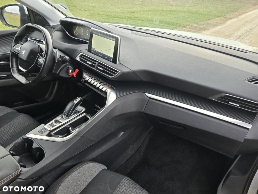 Peugeot 5008 1.5 BlueHDI Allure S&S EAT8 - 12