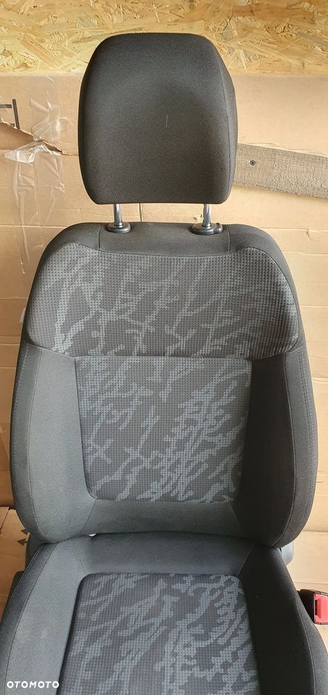 Fotel pasażera prawy przód przedni Peugeot 3008 - 6