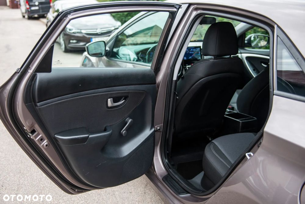 Hyundai i30 1.4 Advantage - 27