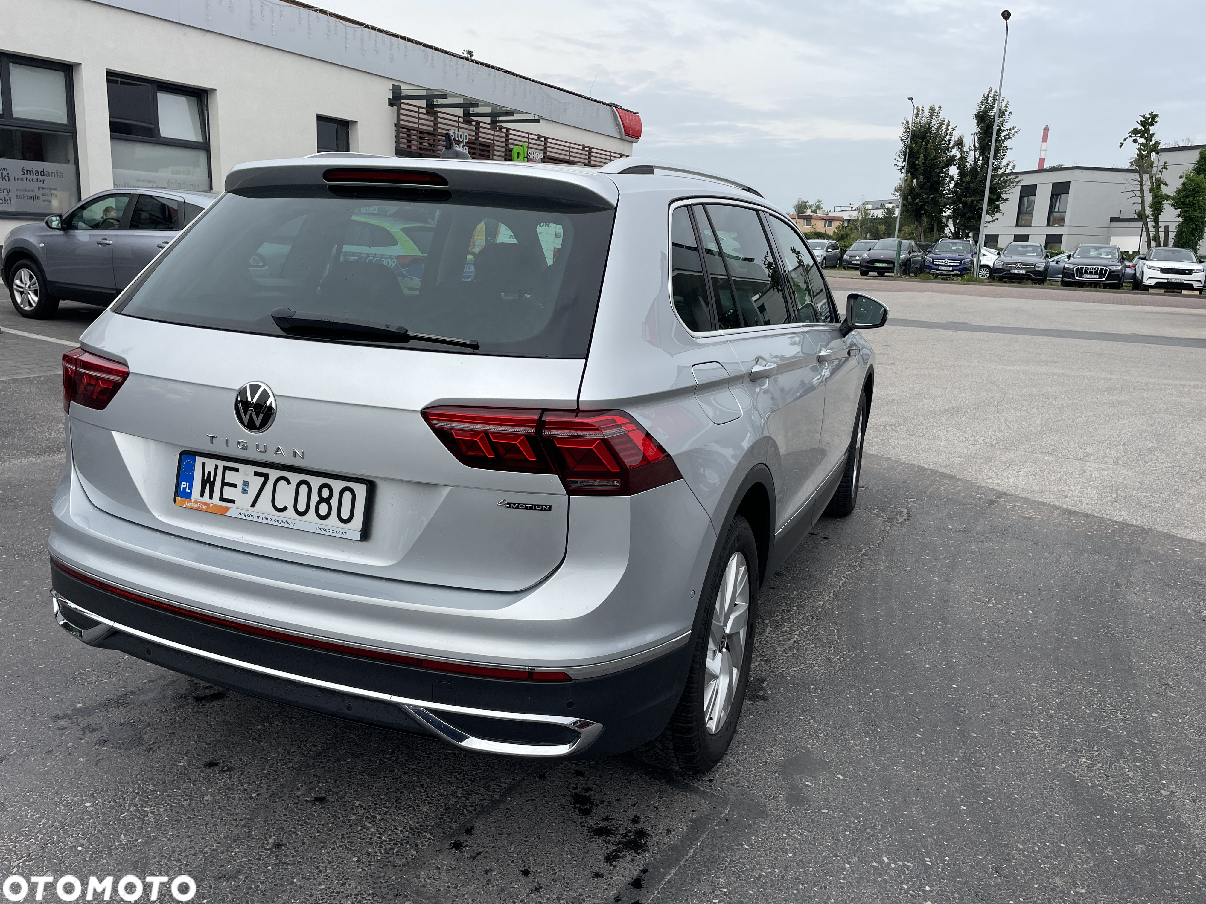 Volkswagen Tiguan 2.0 TSI 4Mot Elegance DSG - 4