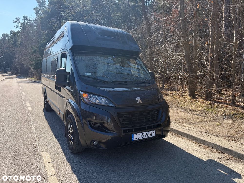 Globe-Traveller Voyager X - 5