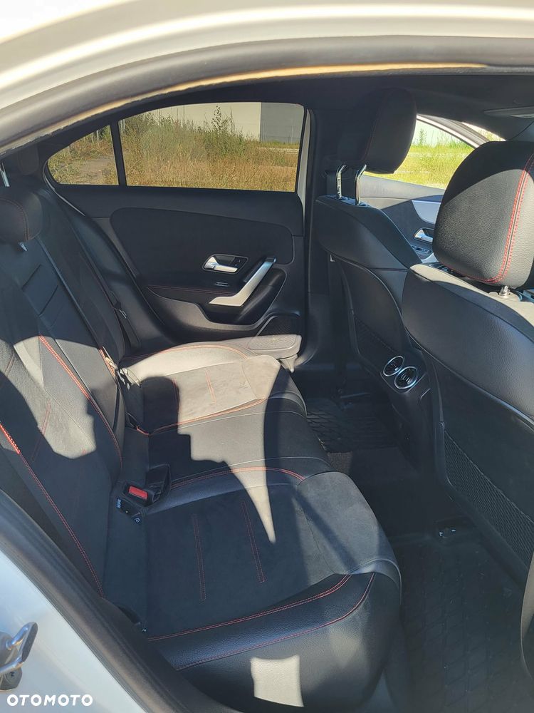 Mercedes-Benz Klasa A 220 4Matic 7G-DCT AMG Line - 8