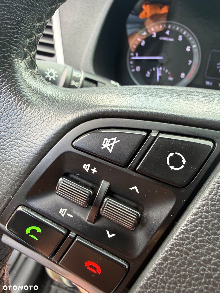 Hyundai Tucson 1.6 Turbo 4WD Premium - 32