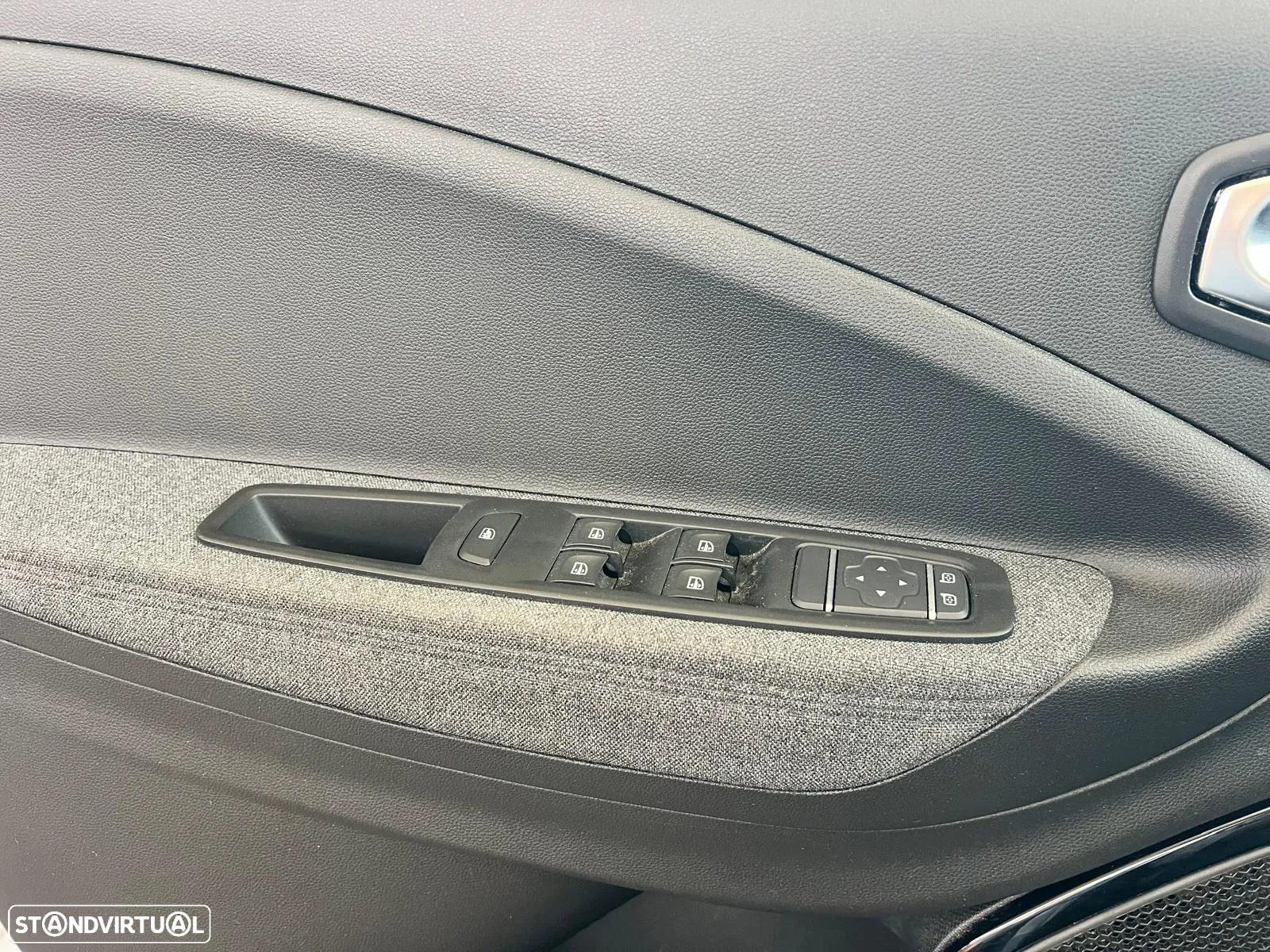 Renault Zoe (c/ Bateria) Intens 50 - 9
