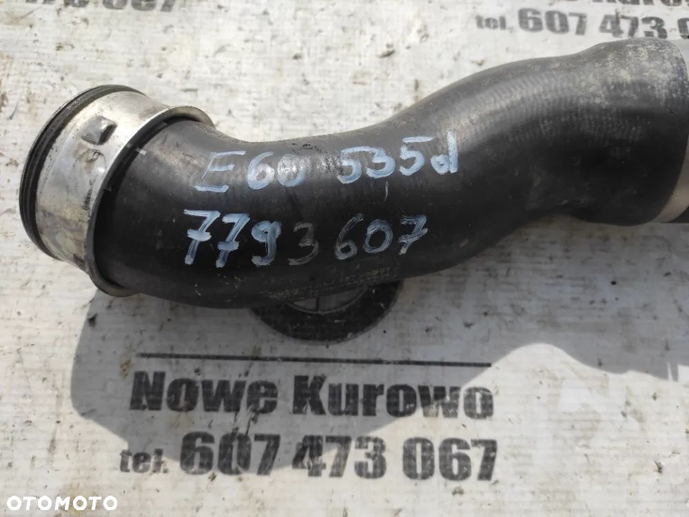BMW E60 E61 535d 272KM Przewód rura powietrza turbosprężarki - 4